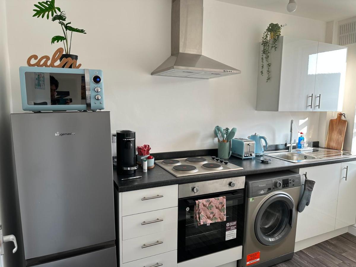 Cosy Authentic Flat In The Heart Of غالاشيلز المظهر الخارجي الصورة
